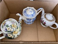 Box of tea pots