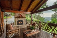 4-night stay in Luxury home in Glenville, NC