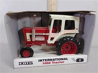 International 1468 Tractor Diecast