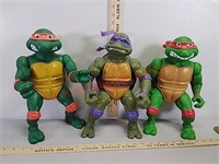 3 Ninja Turtles Action Figures