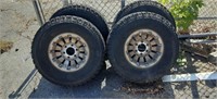 Wagoneer wheels and tires 31x10 1/2 R15 Enduro