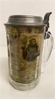 1/2L glass stein belonging to family of