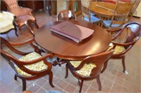 Mahogany Dining Table & 5 Chairs