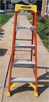 Werner fiber glass  5' step ladder