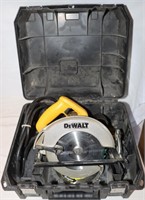 *DeWalt DW369 7-1/4" Circular saw works