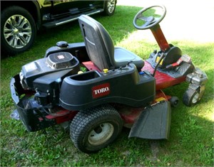 Toro 24 1/2Hp V Twin 0 Turn Lawn Mower