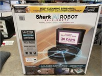 SHARK AI ROBOT SELF-EMPTY VACUUM
