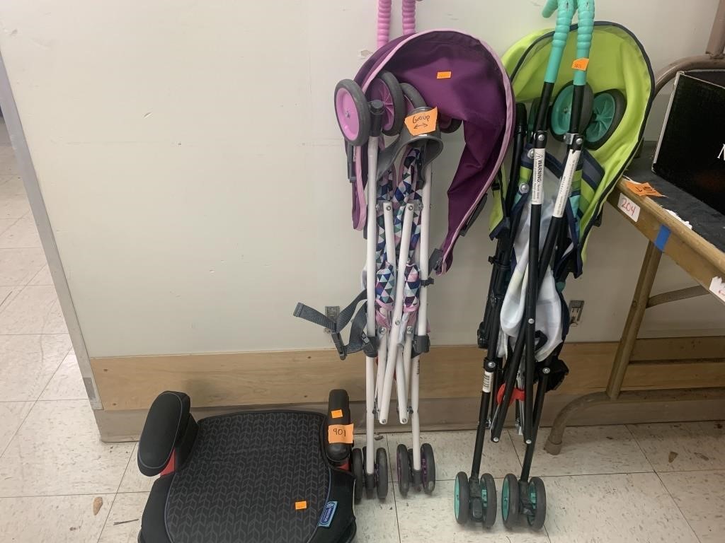 Car seat and 2 strollers