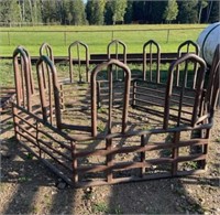 Tombstone Bale Feeder