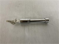 LOCKING HITCH PIN WITH KEYS