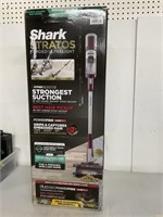 SHARK STRATOS CORDED VACUUM