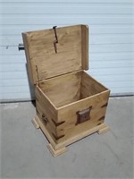 Wooden Storage Box With Latch 21.5x16x18.5"