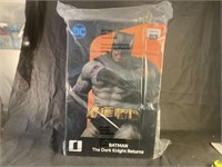 DC Batman the Dark Knight Returns Statue, NIB