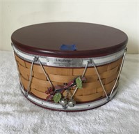 Longaberger Christmas Collection "Drum Basket"