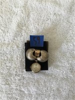 Decorative Pin With Hanging Cort Clock