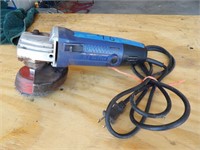 DRILL MASTER 4" ANGLE GRINDER (WORKS)