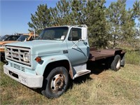 1974 GMC 6000 Truck w/ Steel Flatbed