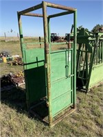 Powder River Palpation Cage