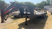 *2004 Parker 20' Gooseneck Flatbed Trailer