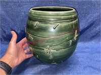 Richard Burkett signed studio pottery vase (green)