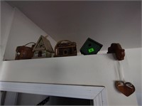 Set of birdhouses and decorative items