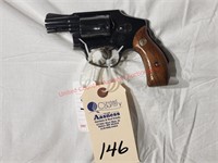 Smith & Wesson Model 40 38spl Revolver Snub Nose
