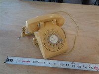 VINTAGE DIAL PHONE