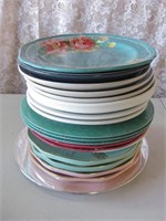Nineteen Assorted Smaller Size Plates