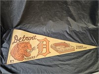 Vintage Detroit Tigers Stadium Souvenir Pennant