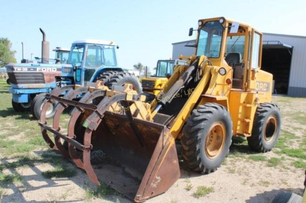 Ford A62 Payloader w/Bucket Grapple