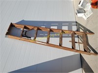 Holland Wood Step Ladder