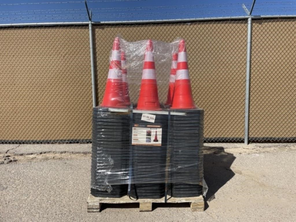 UNUSED (250)pcs Construction Safety Traffic Cones