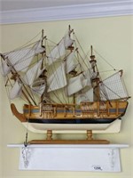 MODEL SHIP 29 X 27 HMS BOUNTY