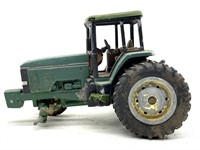 Ertl John Deere 7800 Die Cast Tractor with
