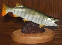 Jennings Decoy Muskie Fish w/ Base 7.5" Long