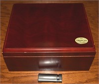 Thompson & Co Wooden Cigar Box Humidor 10.5