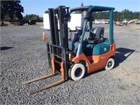 2004 Toyota 7FD10 Forklift