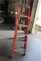 Keller 6' Fiberglass Ladder