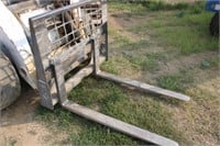 Bobcat 4' Pallet Forks