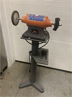 Central Machinery 6in Bench Buffer w/ Stand