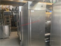 ENTREE' SINGLE DOOR REFRIGERATOR