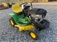 Johnn Deere LX178 38" Hydrostatic Riding Mower