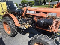 Kubota BDIP30 Tractor With Sprayer, Runs Great