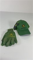 Brand new john deere hat & gloves
