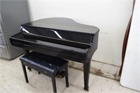 Bachmann GPS 2000 Digital Baby Grand Piano