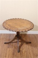 Antique Pie Crust Thumb Print Side / End Table