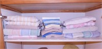 9 bath towels - 6 hand towels - 5 wash cloths