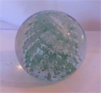 1984 Boyd glass paperweight w/ controlled bubbles