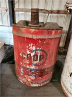 Coop metal Kube bucket has red paint all over