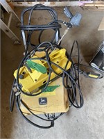 2 electric pressure washers, NOT TESTED